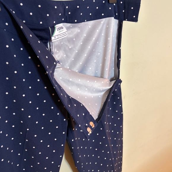 IZOD GOLF POLKA DOT PANTS (Tights) - Picture 5 of 6